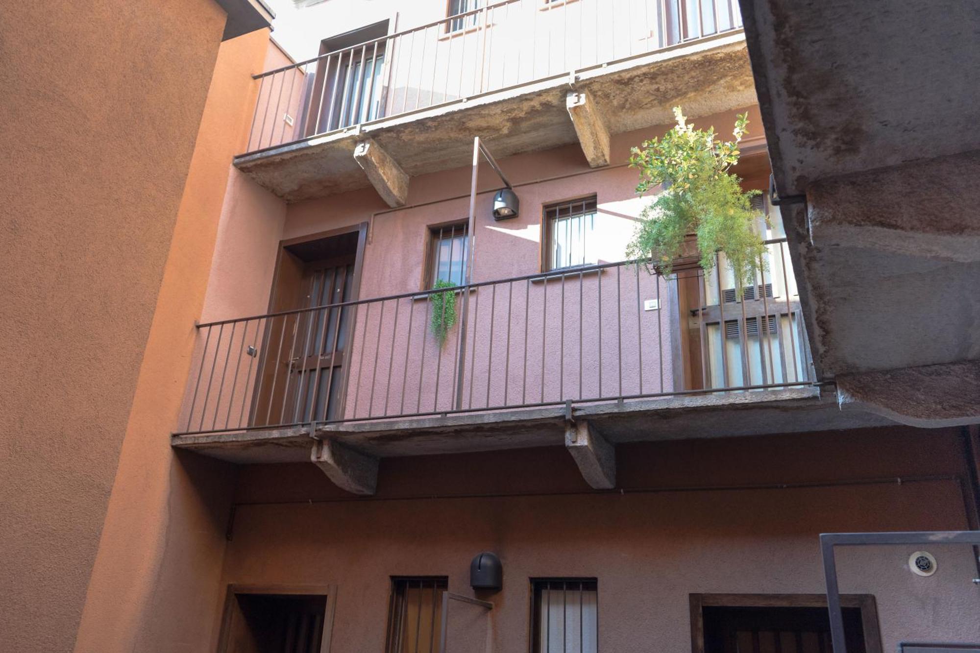 Disciplini Apartment A 5 Min Dal Duomo Milano Eksteriør billede